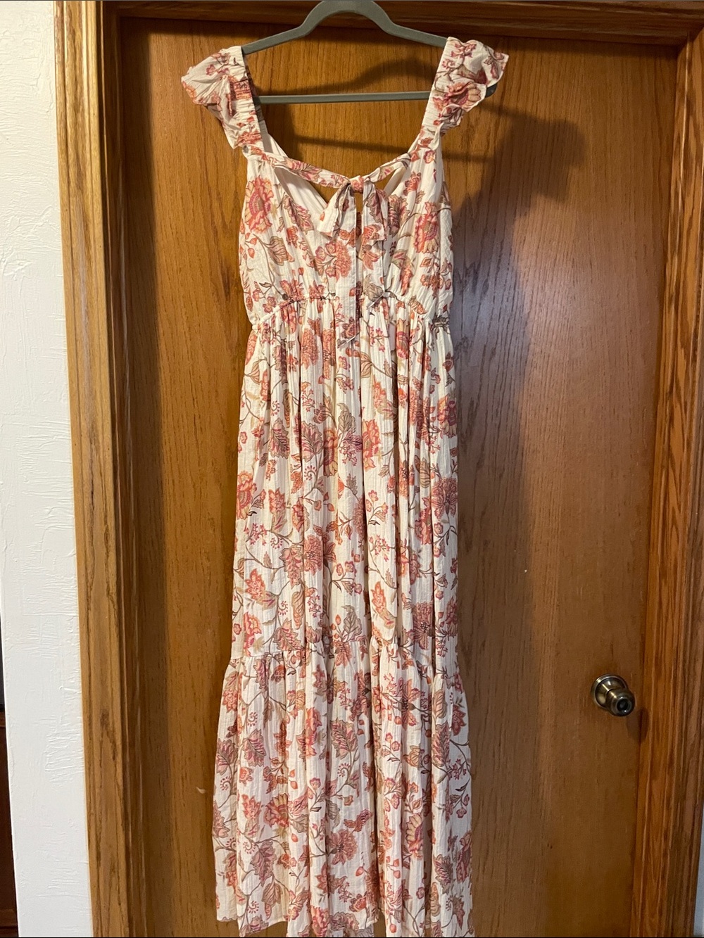 torrid Floral Ruffle Strap Maxi Dress in Cream and Rust L14 - Picture 5 of 12